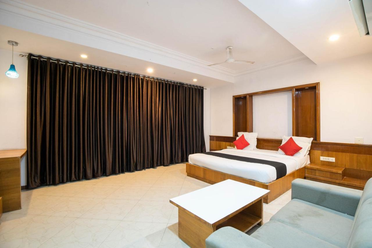 Collection O 49275 Hotel Suman City Gándhínagar Exteriér fotografie